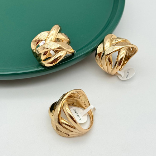 انگشتر ژوپینگ طرح گره پهن آبکاری طلا