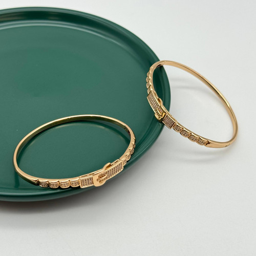 تکپوش النگویی ژوپینگ طلایی نگیندار طرح سگک