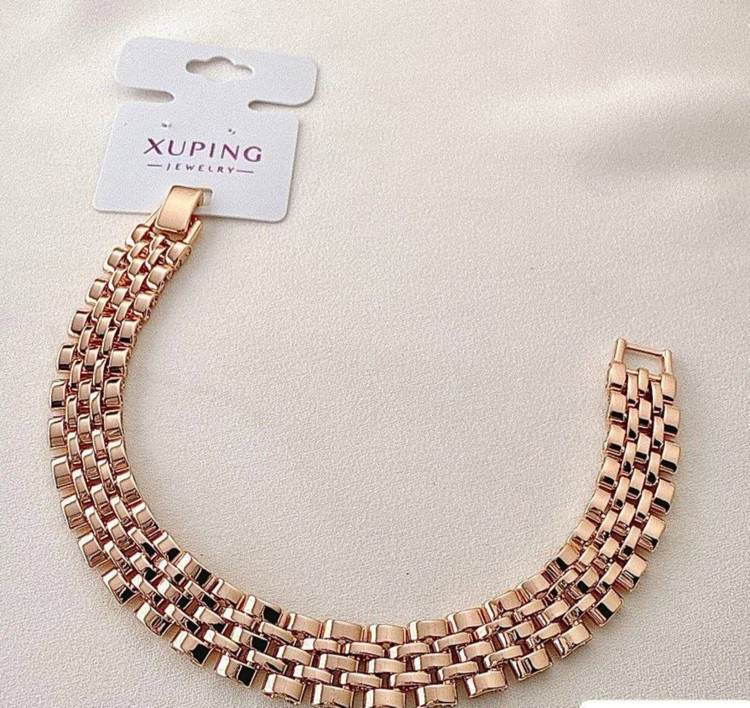 دستبند بدلیجات زنانه برند ژوپینگ طرح سه ردیف زنجیری پهن با آبکاری ضخیم رُزگلد و مشابه طلا.