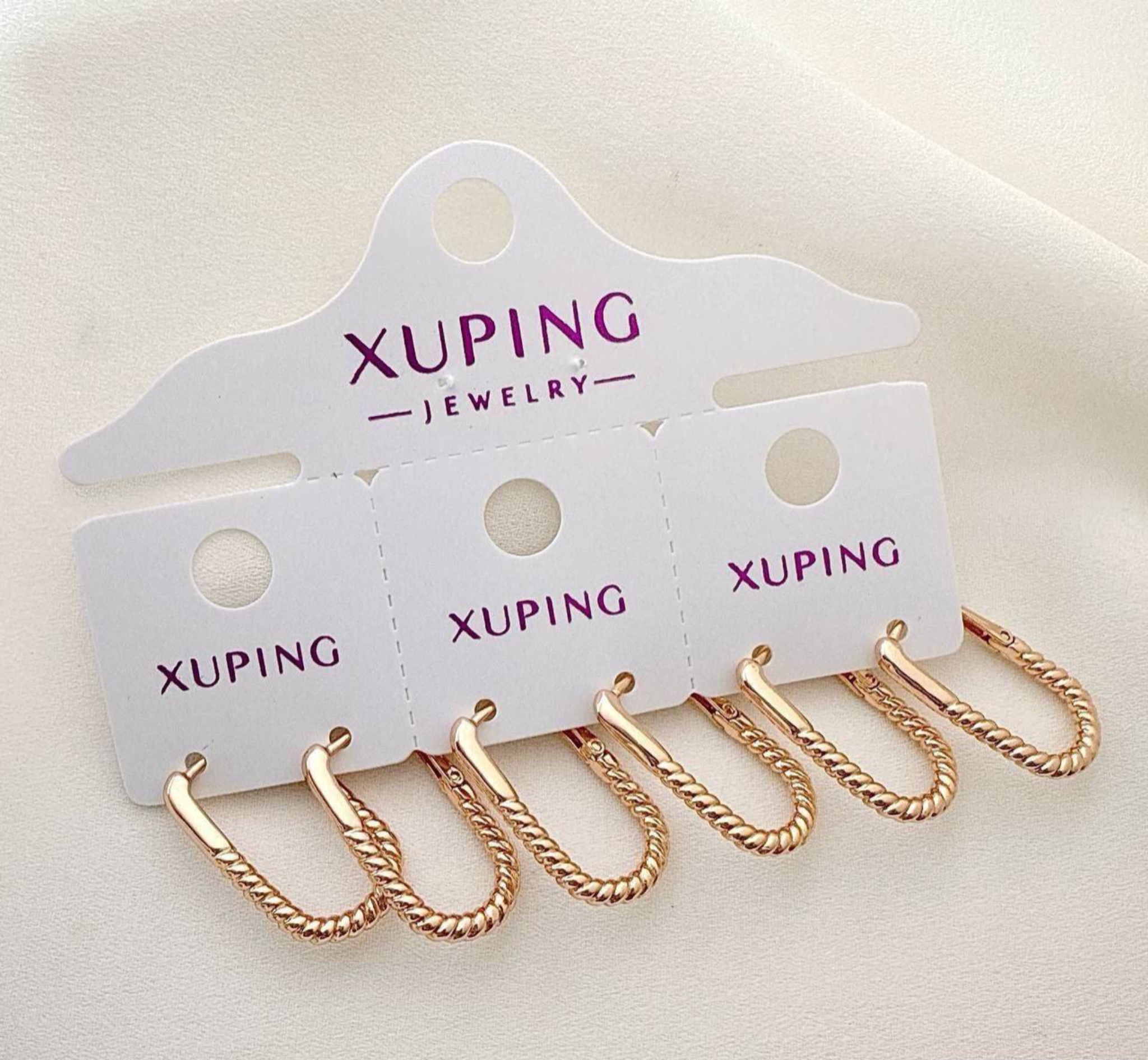 گوشواره ژوپینگ طلایی مدل مستطیلی مارپیچ