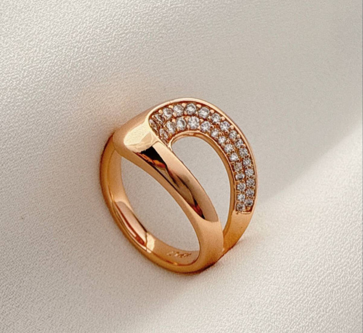 انگشتر رزگلد ژوپینگ طرح فانتزی نگیندار