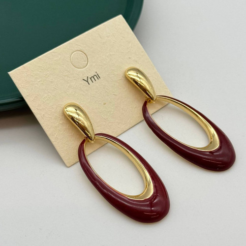 گوشواره آویز بیضی برند Ymi با ترکیب رنگ طلایی، مشکی و زرشکی
