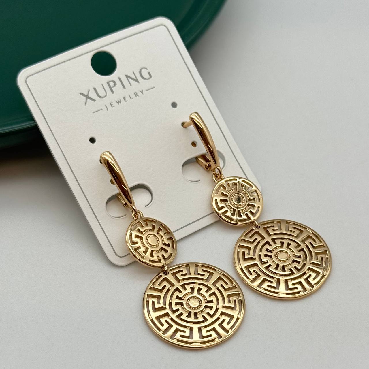 گوشواره طلایی ژوپینگ طرح دایرهای ورساچه مدل آویز دو تایی