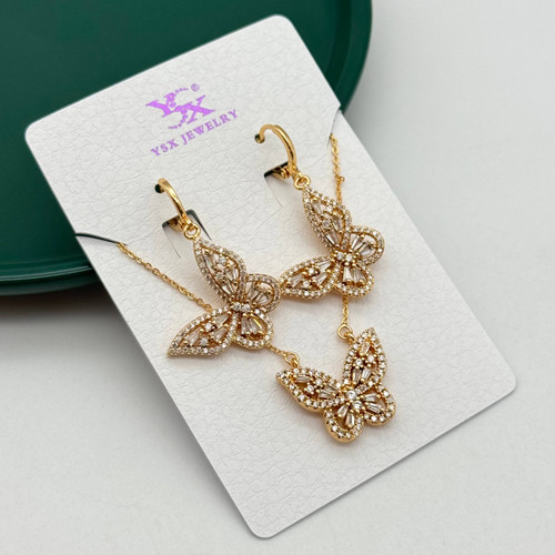 نیمست طلایی برند YSX طرح پروانه با نگینهای اتمی و تراش باگت