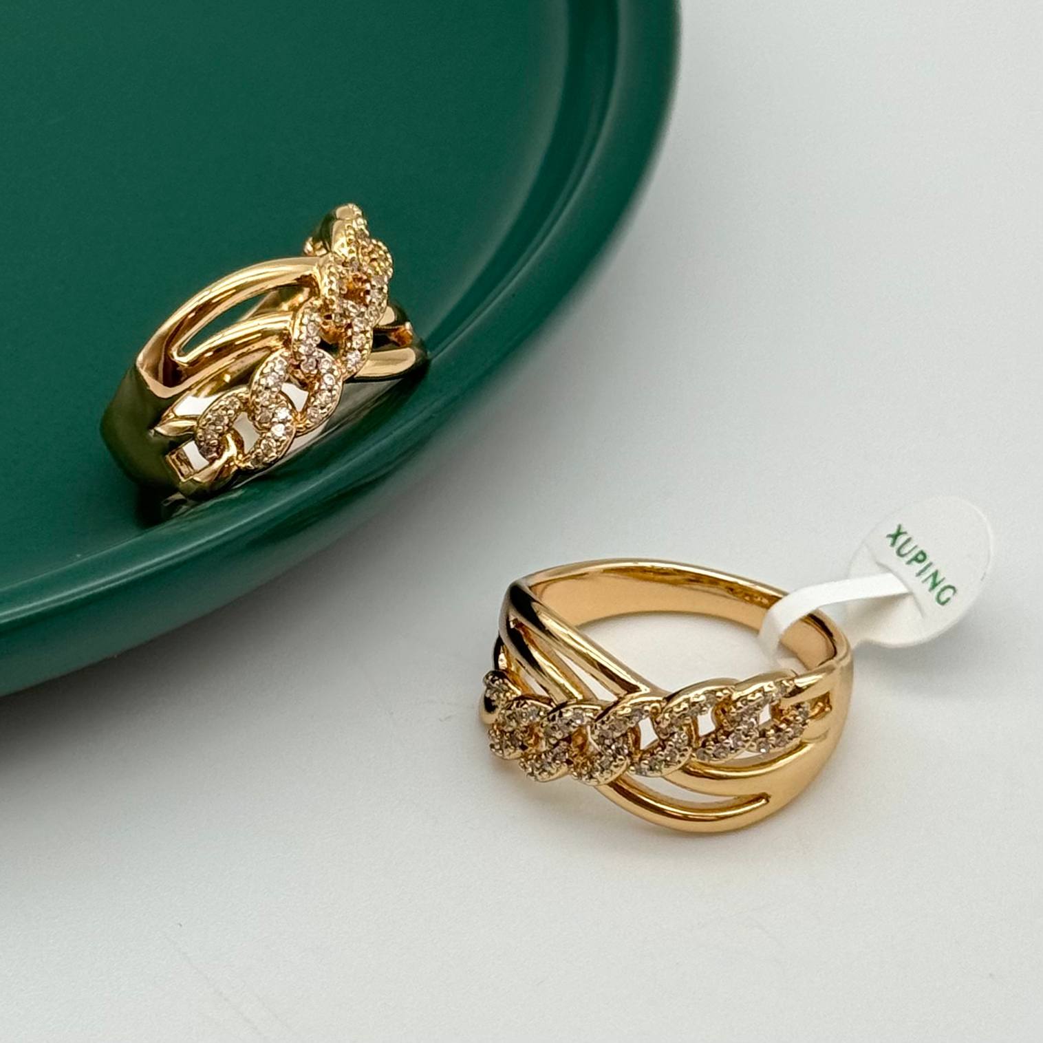 انگشتر طلایی ژوپینگ طرح پیوند زنجیری و نگیندار