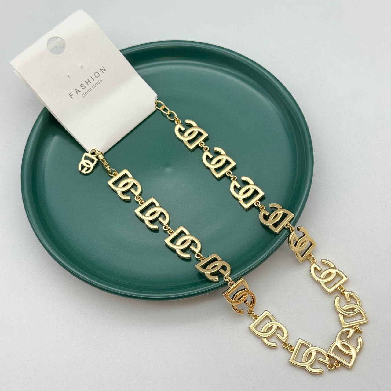 گردنبند زنجیری طلایی طرح حروف دیور