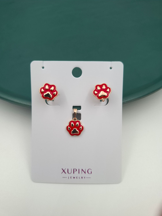 نیم ست ژوپینگ طرح پنجه قرمز رنگ شامل گوشواره و پلاک