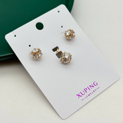 نیم ست بدلیجات ژوپینگ شامل گوشواره میخی و پلاک طرح گوی نگیندار طلایی