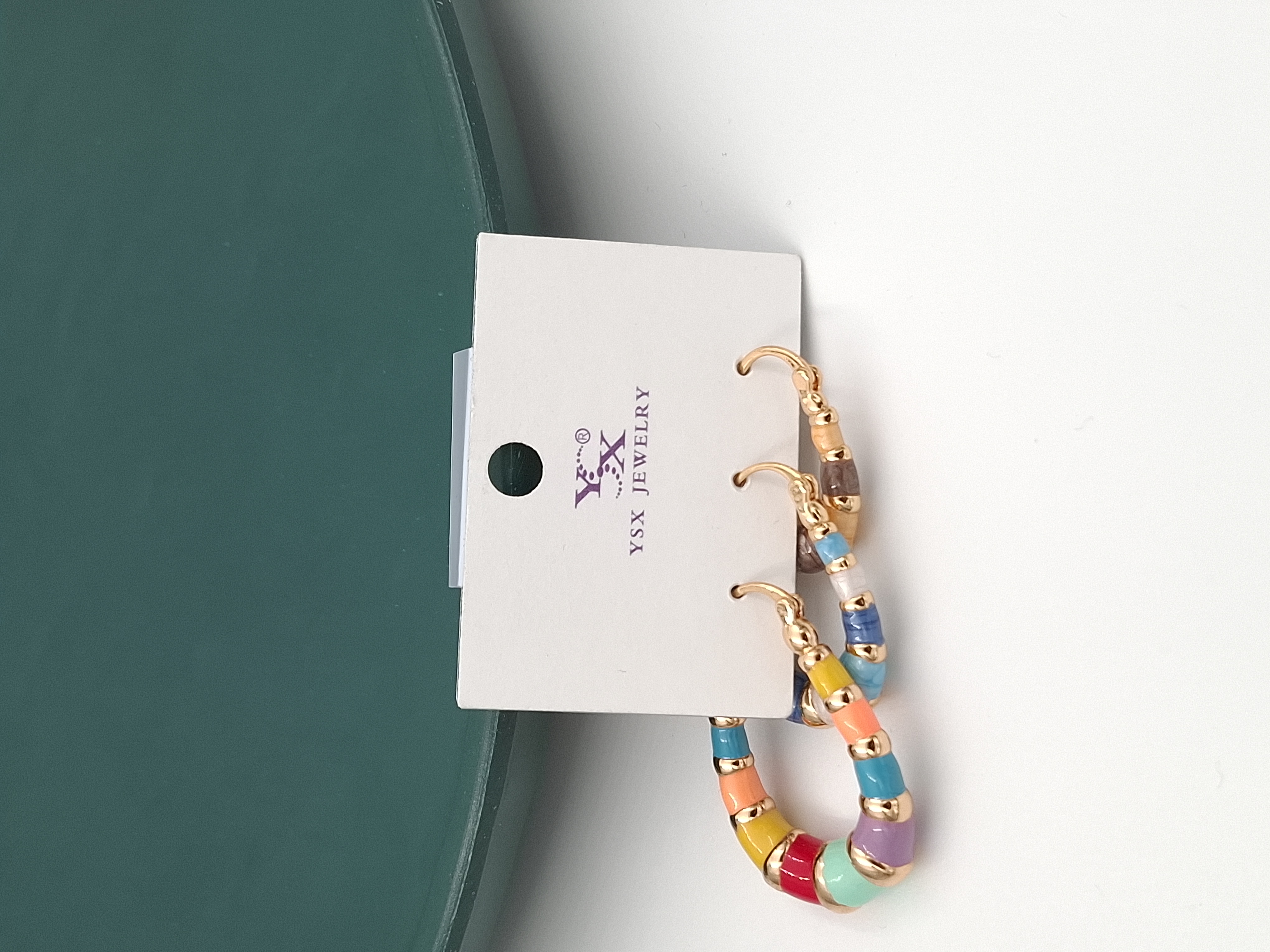 پک سه تایی گوشواره حلقهای برند YSX با نگینهای رنگی و آبکاری طلا