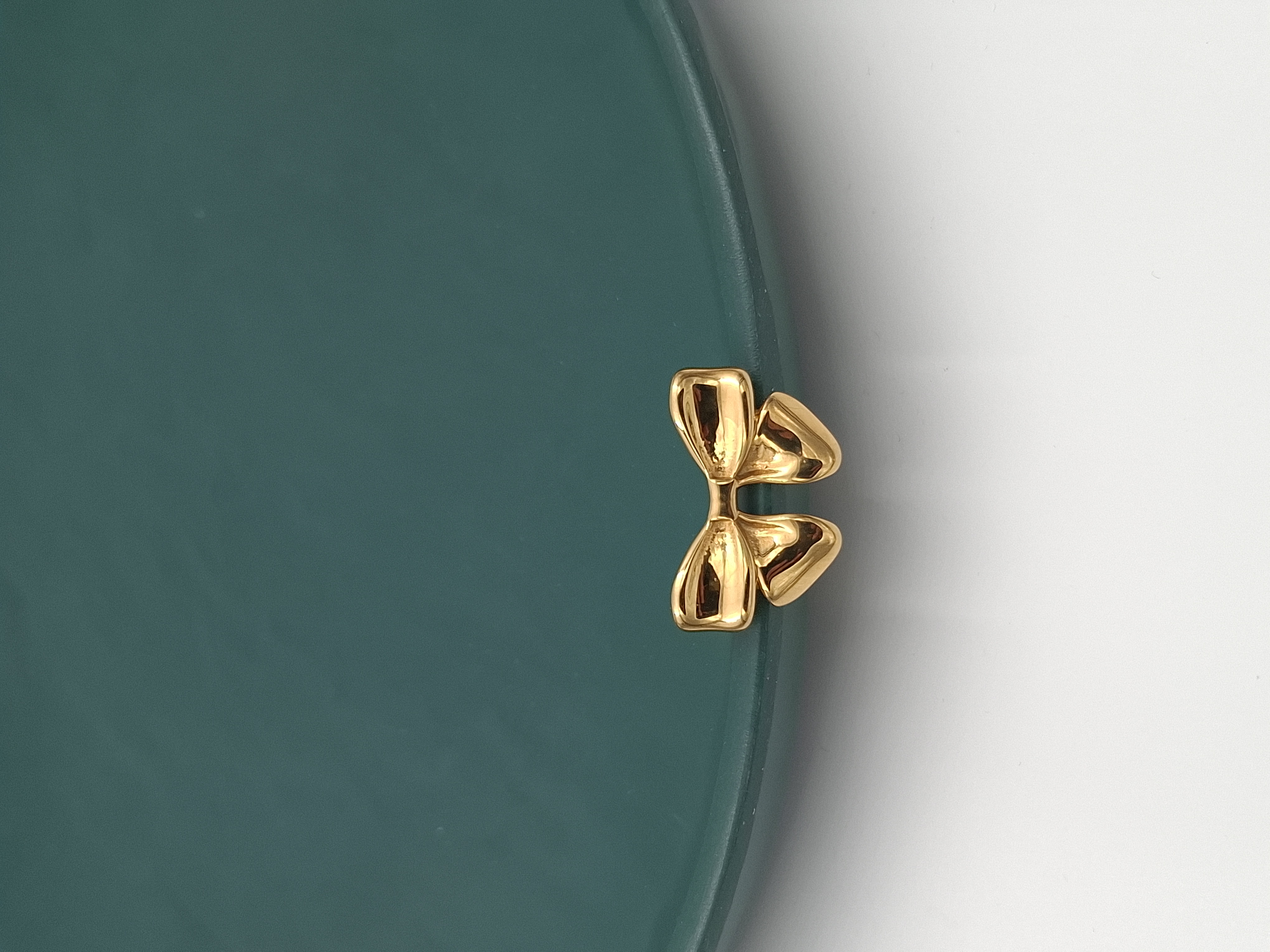 انگشتر استیل طلایی دخترانه مدل پاپیون براق