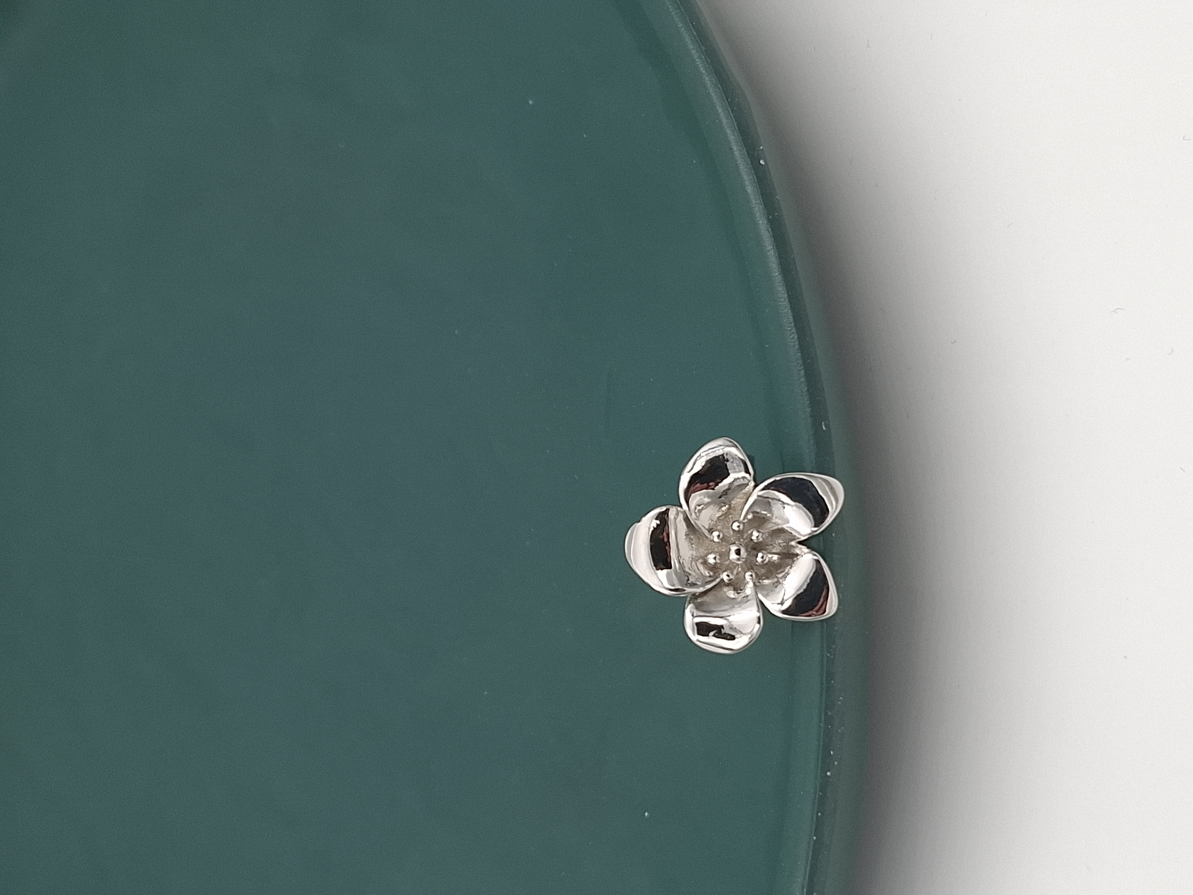 انگشتر استیل نقرهای مدل گل شکوفه پنج پر