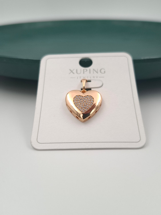 پلاک قلب طلایی برند ژوپینگ با نگینهای کریستالی درخشان