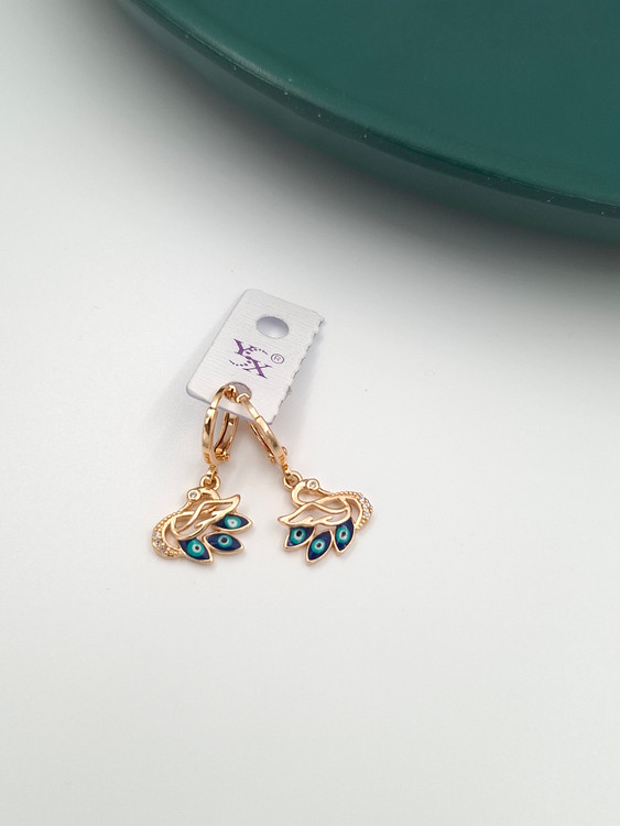 گوشواره طلایی YSX طرح طاووس با نگین چشم نظر آبی و قفل حلقهای